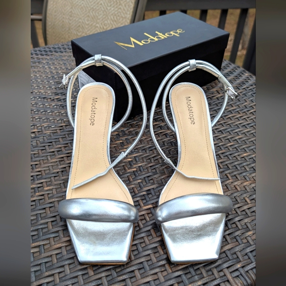 Amazon Silver High Heels with Strappy Design and Stiletto Heel
